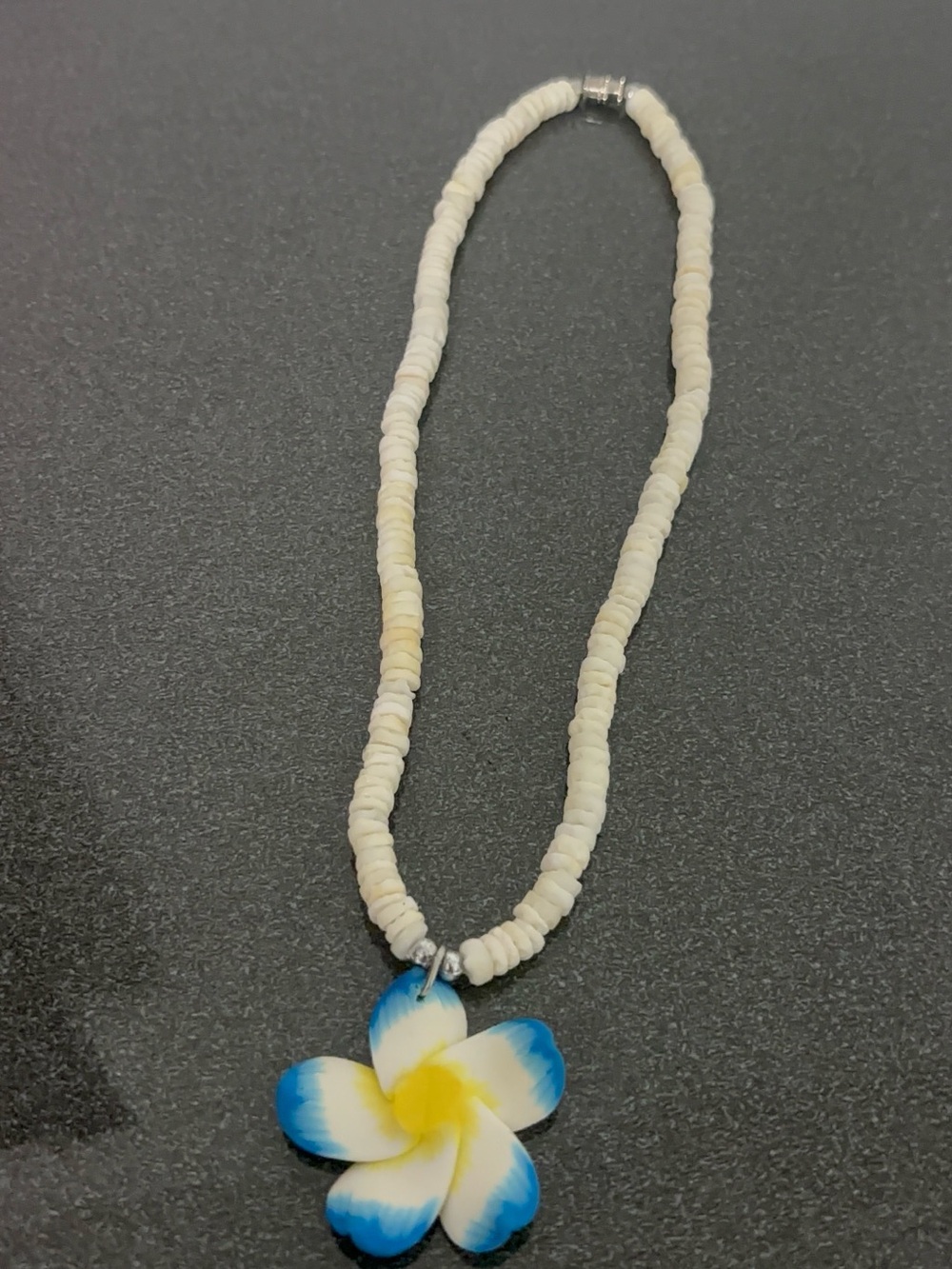 Tropical Plumeria Bead Necklace - White & Blue